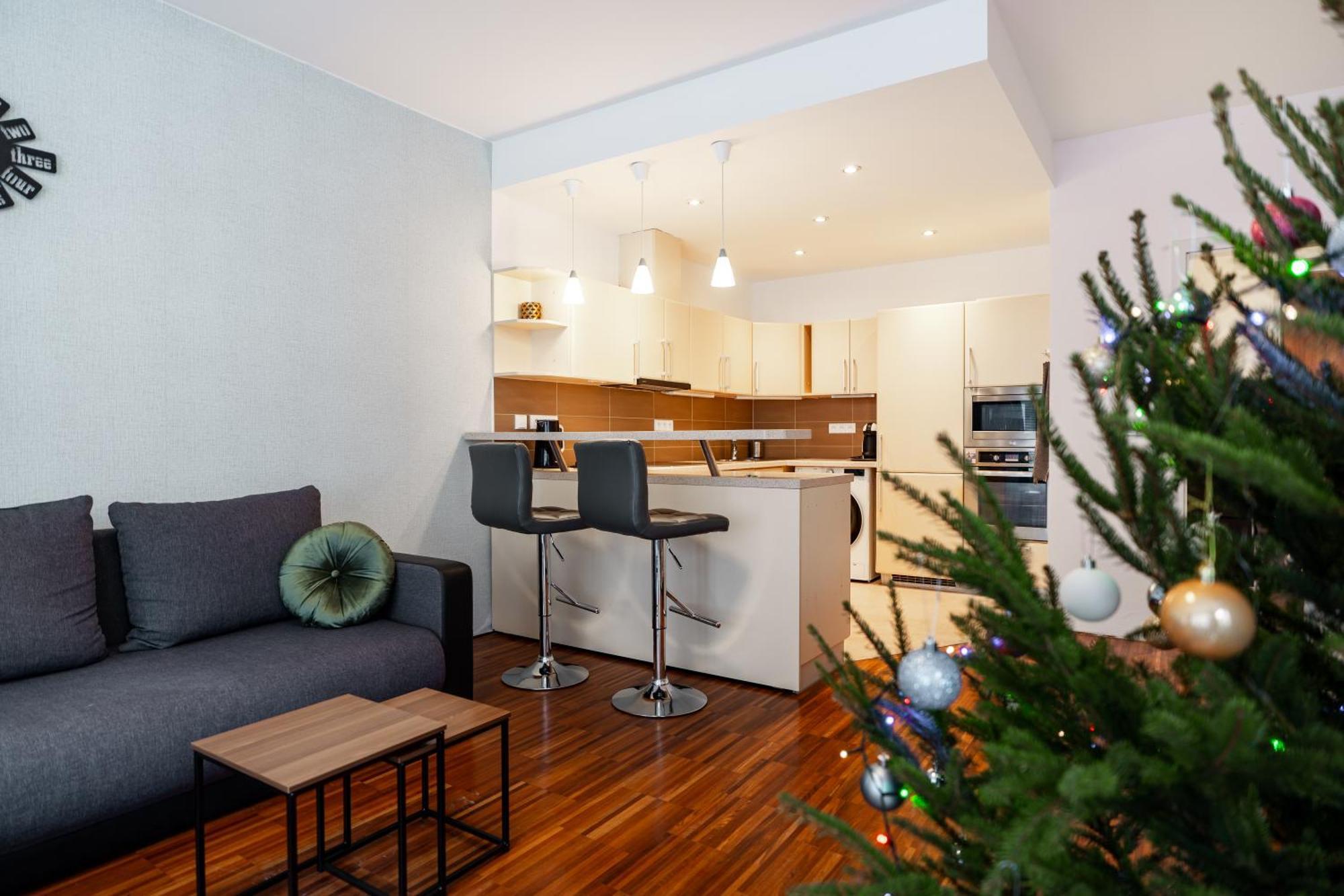 Auriapartments Karlin 2Kk S Terasou A Parkovanim Prag Eksteriør billede